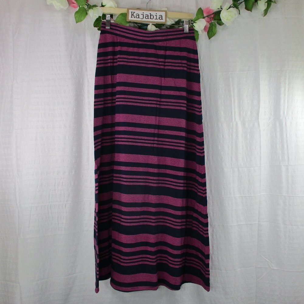 CROWN & IVY Maxi Skirt. Size Small